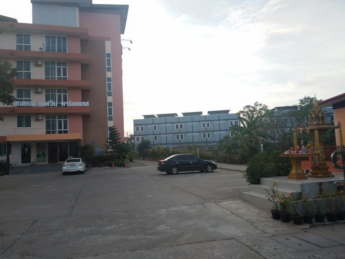 Saveone Park Place Nakhonratchasima Exterior foto